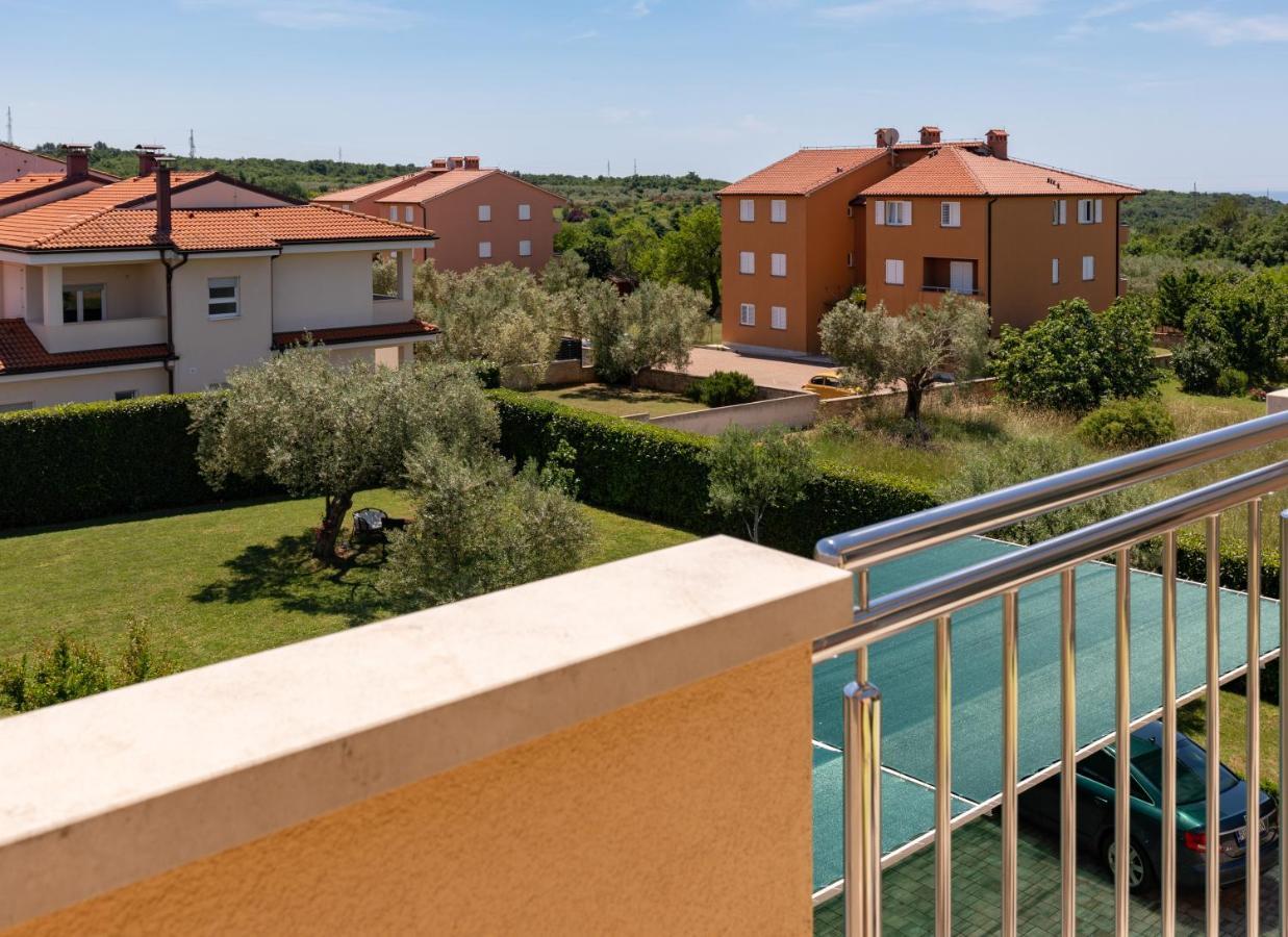 B&B Villa Oasa 2 Rovinjsko Selo Exteriör bild
